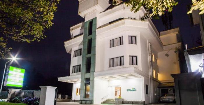 Issac's Residency